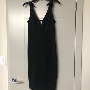 Sexy Black Cocktail Dress 🍸